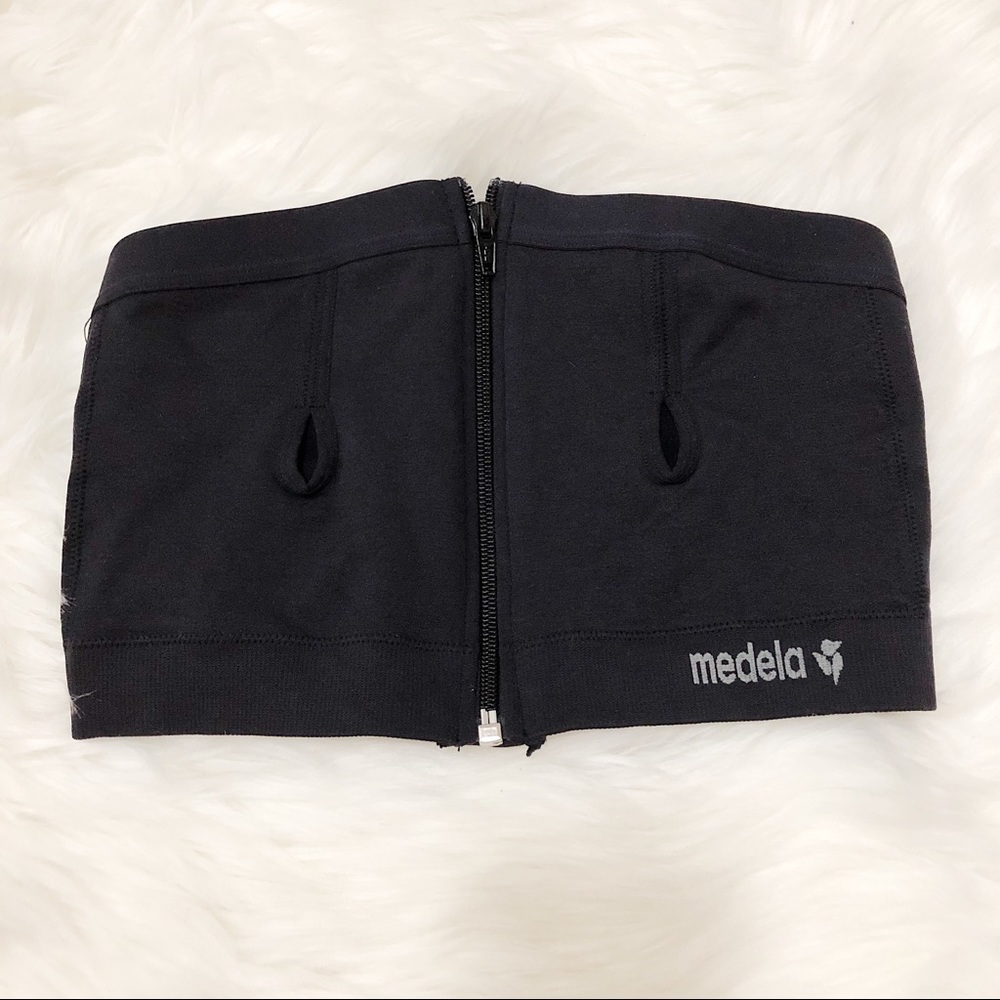 medela pumping bra (like new)